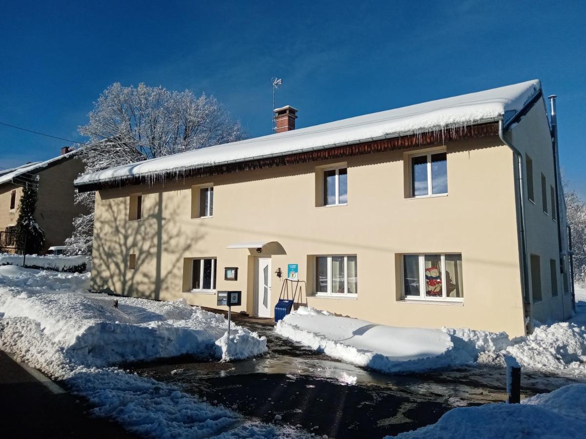 Les P'Tites Pistes Bed & Breakfast Chaux-des-Pres Dış mekan fotoğraf