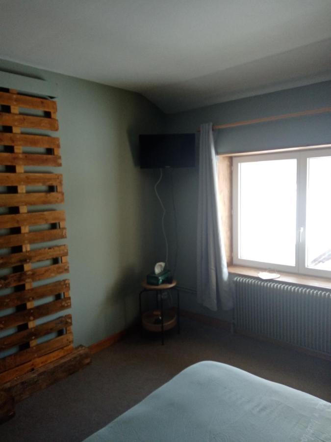 Les P'Tites Pistes Bed & Breakfast Chaux-des-Pres Dış mekan fotoğraf